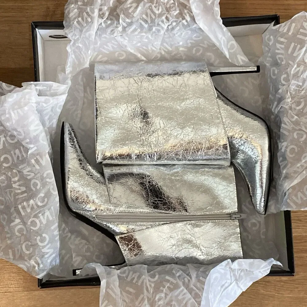 I.N.C. Womens Sabeel Cuff Booties Silver Crinkle Size 8M NIB - Picture 3 of 10